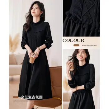 Like The Age Of Water Long Sleeved Dress Women's Black