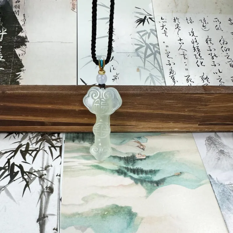 Tang Zhi Serpentine Jade Necklaces Unisex-7