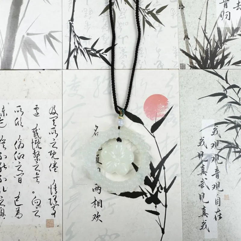 Tang Zhi Serpentine Jade Necklaces Unisex-4
