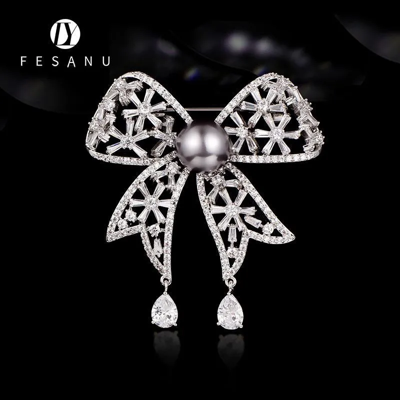 Lan Ying Crystal Brooches Women's-5