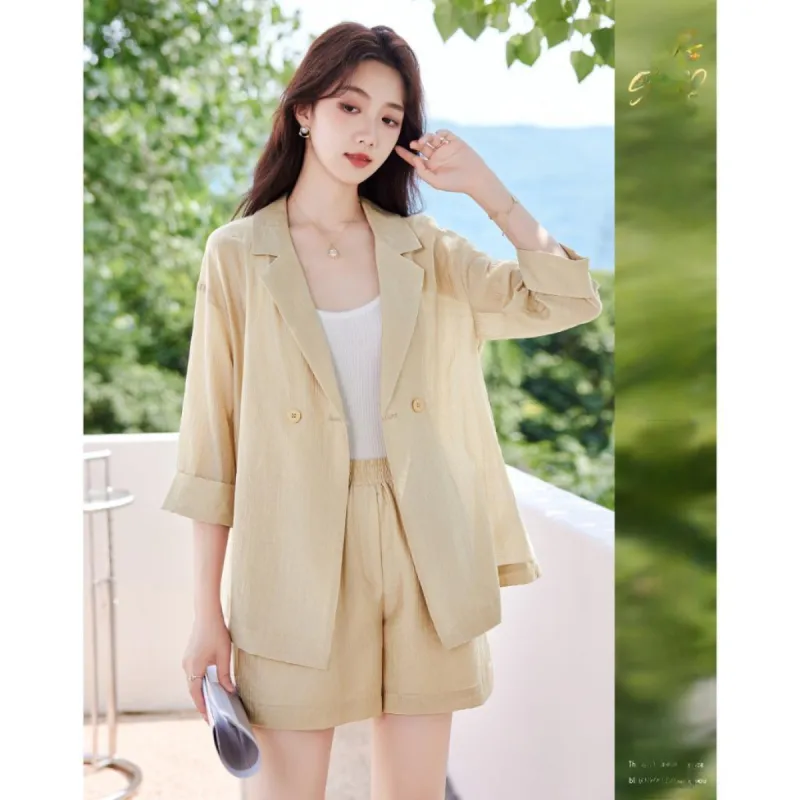 Like The Age Of Water Short Sleeved Dress Women's Khaki-1