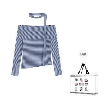 BDGU T-Shirts Women's Blue