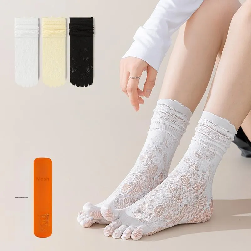 XIA.WA.ZHI.XIU Mid Calf Socks Women's Box 3 Pack-4