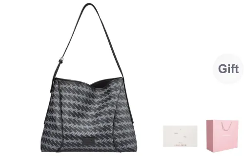 OMTO PVC Shoulder Bag Regular Unisex Multicolor