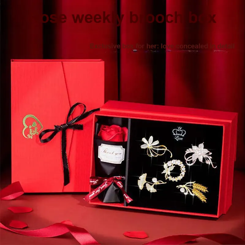 GAGA Brooches Women's-1