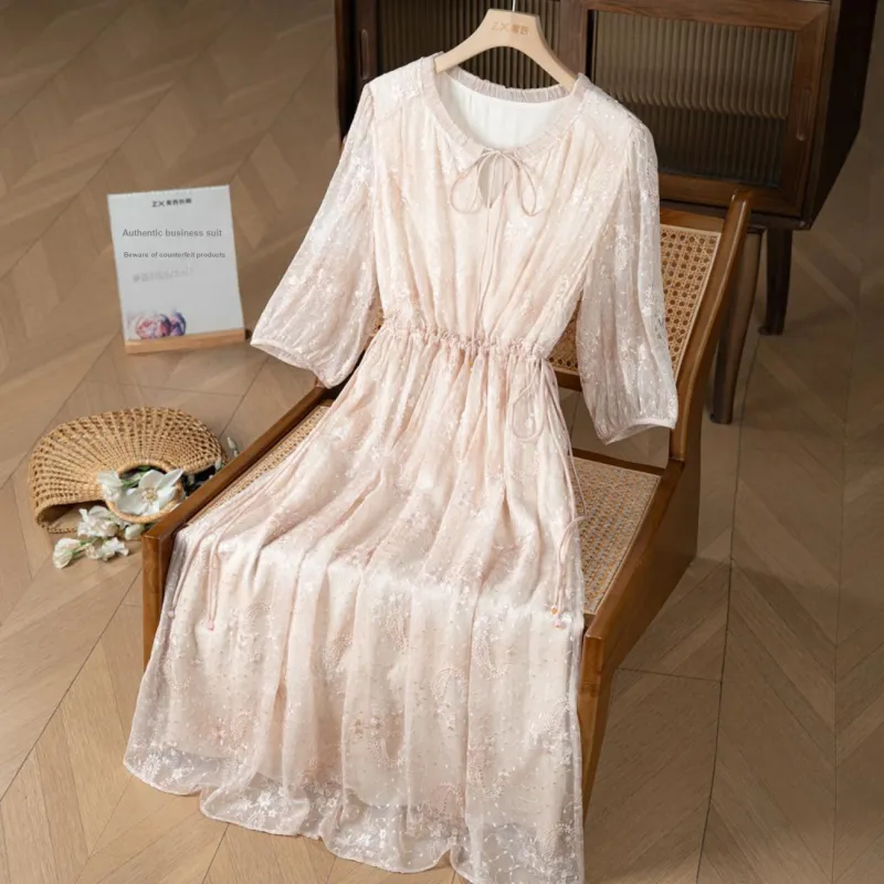 To The West Short Sleeved Dress Women's Champagne Pink-2