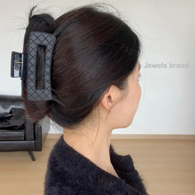 GOODY Acrylic Hair Clips Women's Gray-2