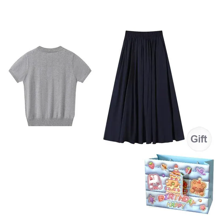 Gentle Welcome Skirt Set Women's-1