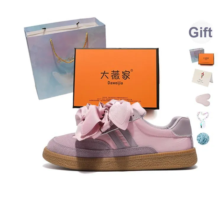 Dawei's House Low Top Skateboard Shoes Women's-14