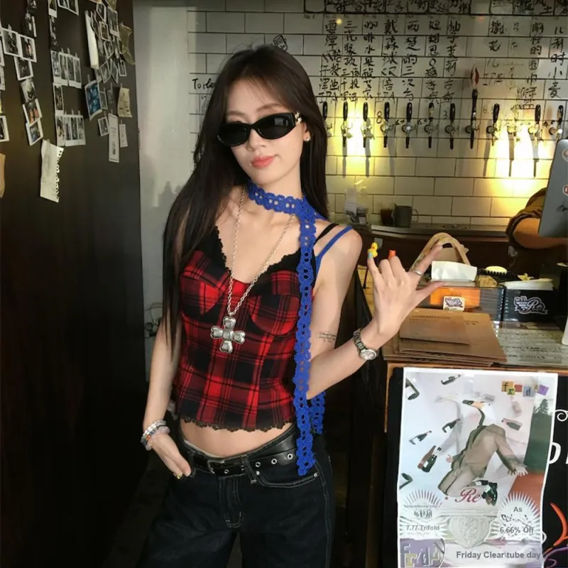 ERIRI Tank Tops Women's-1