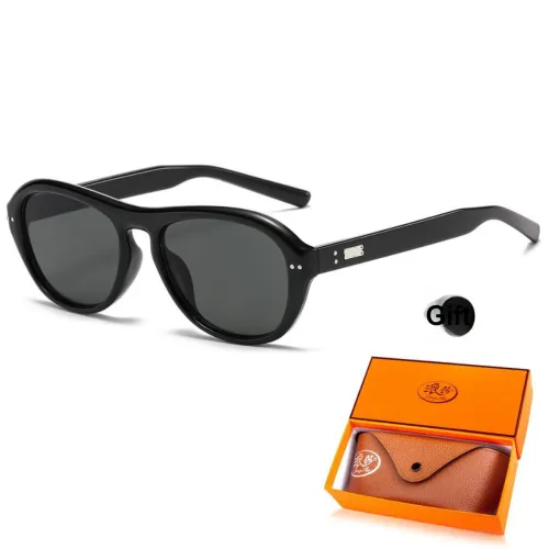 Lanza Oval Sunglasses With Polarized Lenses Unisex