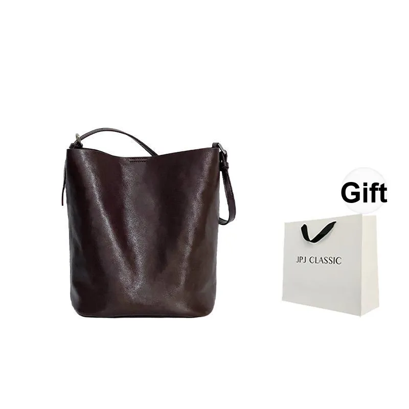 JPJ Vegetable Tanned Cow Leather Shoulder Bag Medium Size Women's Hot Cocoa/Premium Black