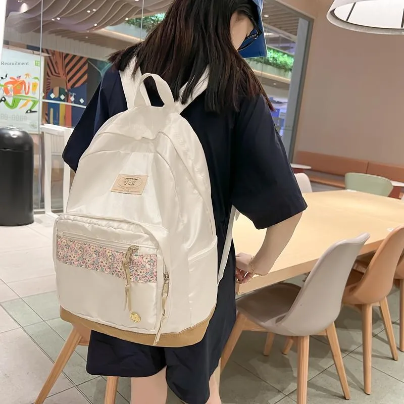 KAMLUI Nylon With Reverse Fabric Backpacks Backpack Regular Unisex White/Black-15