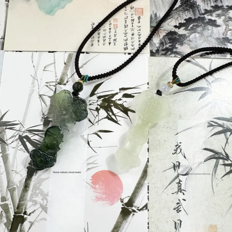Tang Zhi Serpentine Jade Necklaces Unisex-13