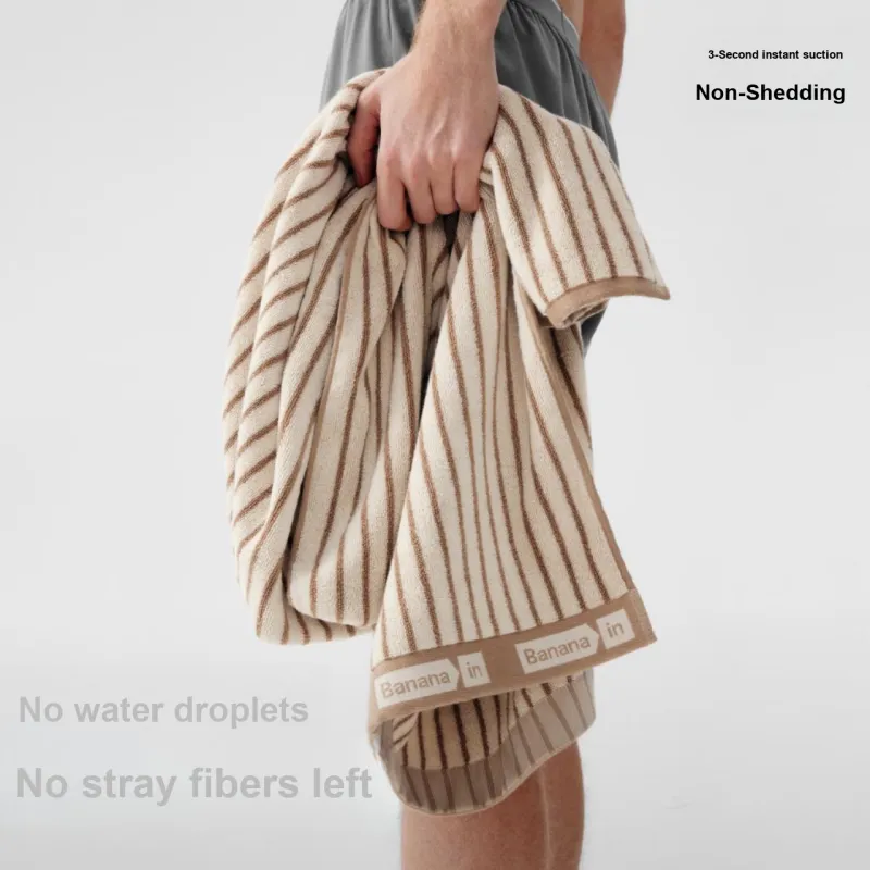 BANANA IN Towels-1