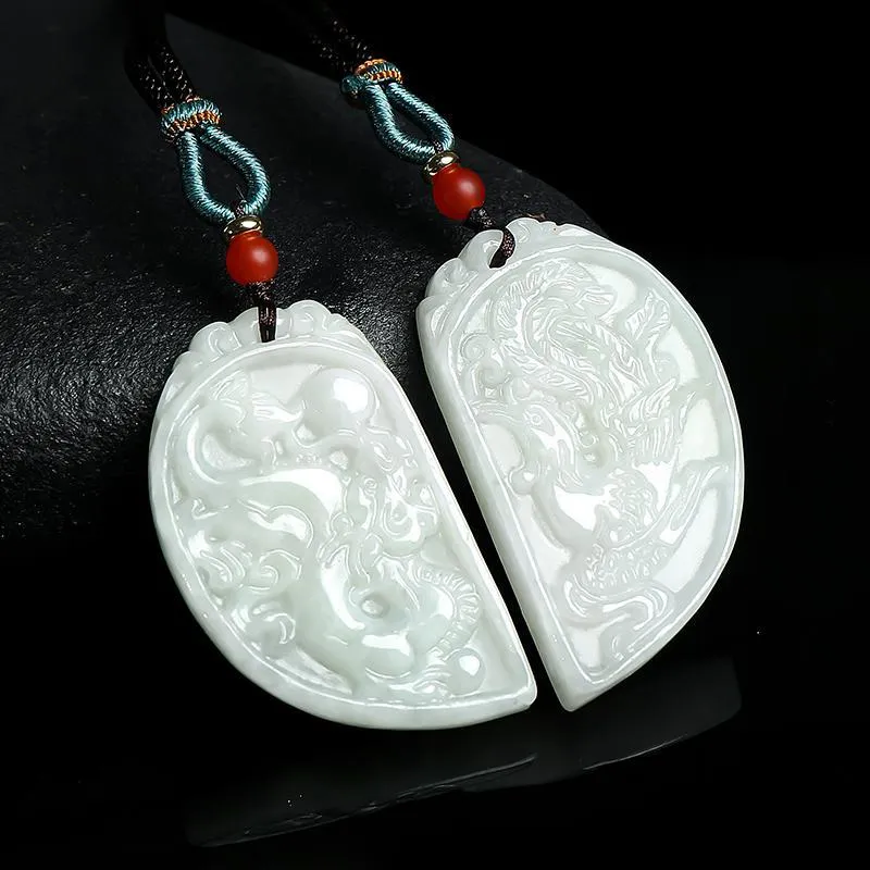 With The Heart Of The Jade Glutinous Jade Necklaces Unisex-5