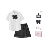 Yue Hua High 반팔 셔츠 (슬림핏) + 카본 펜 39cm 포함 + 스몰 아이템 + 태그 + 행거