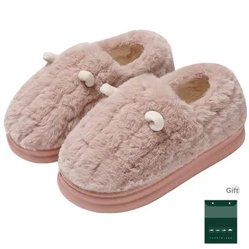 Red bean Slippers / Home Slippers