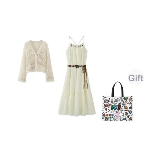 SOIE Женские комплекты с юбкой