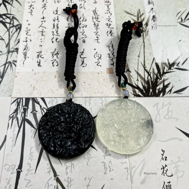 Tang Zhi Serpentine Jade Necklaces Unisex-8